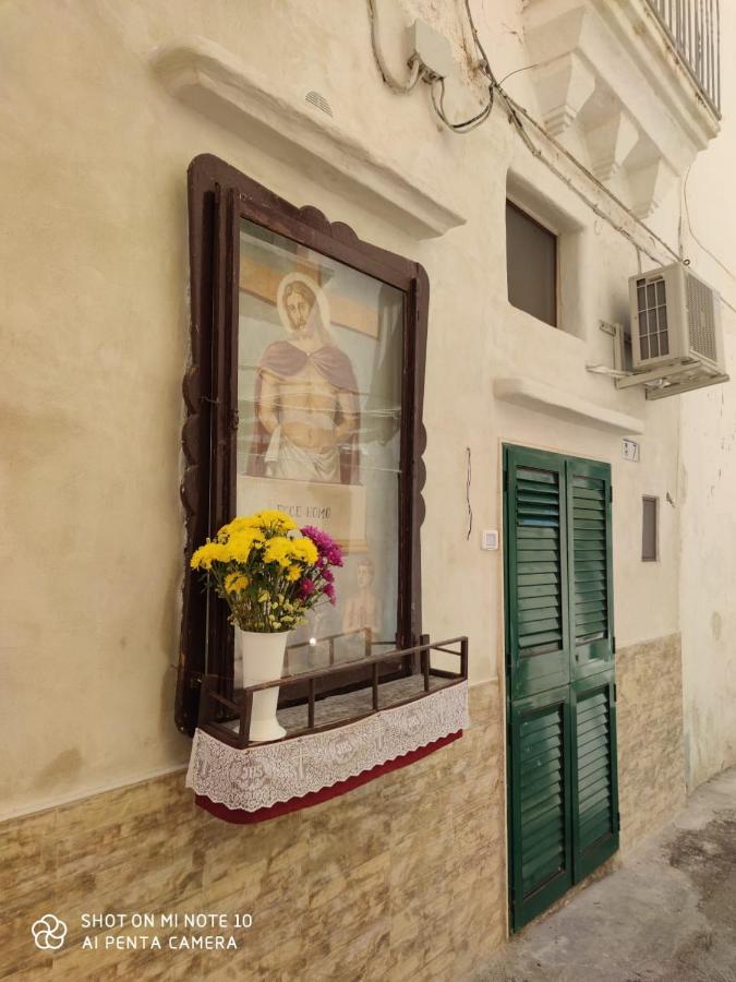 Ecce Homo Apartment Gallipoli Exterior photo